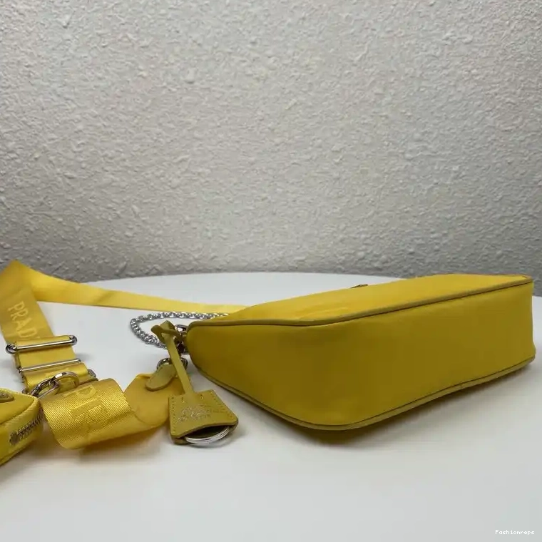 Fashionrepsfam ru Bags 20DJ570095 Prada 0714